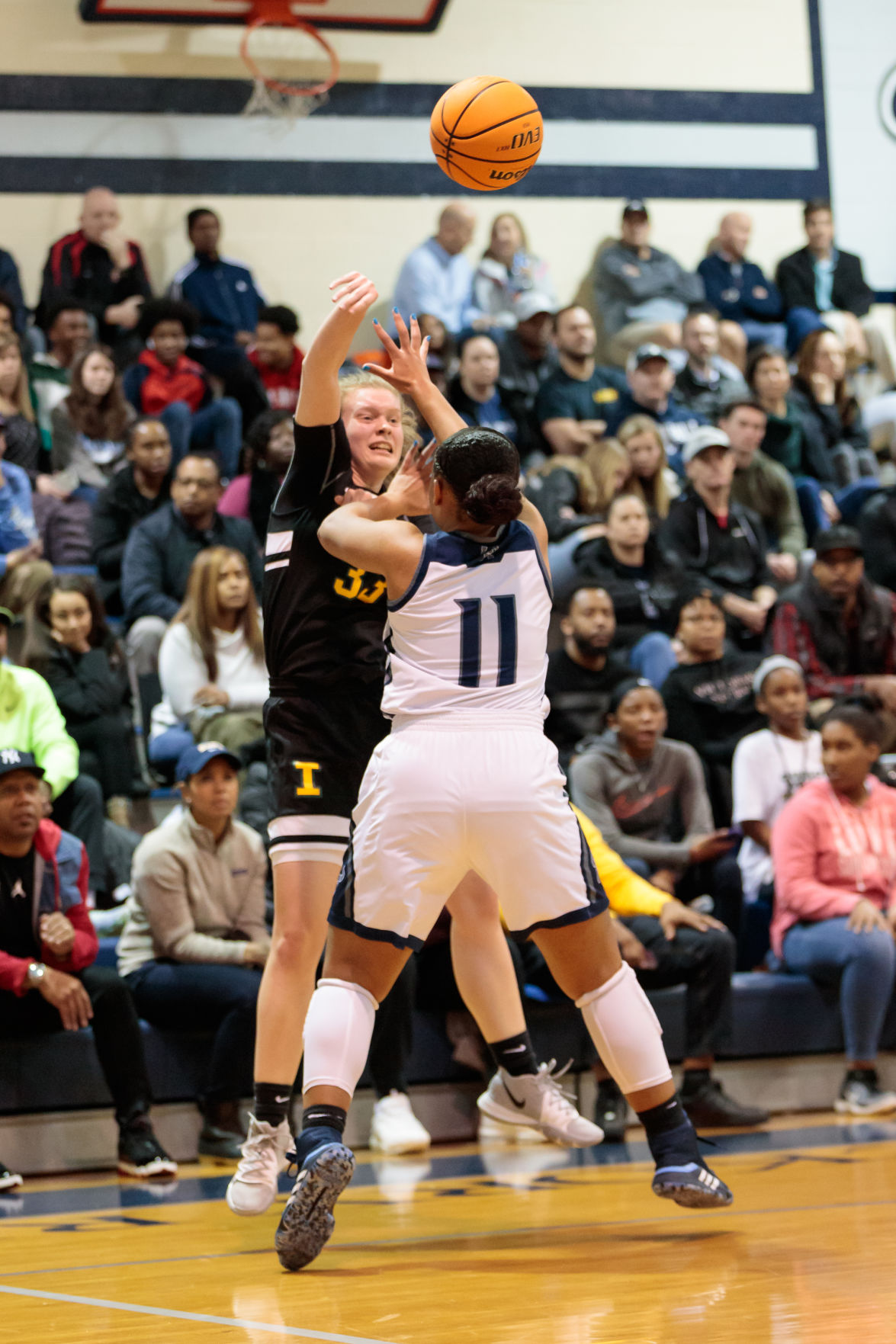 The Hickory Ridge Ragin' Bulls Host the Independence Patriots in a Southwestern Class 4A matchup.
